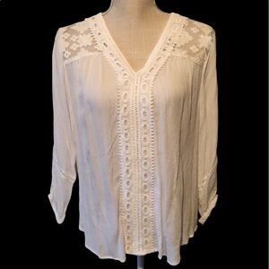 New directions blouse (nwot)with lace inserts . PM